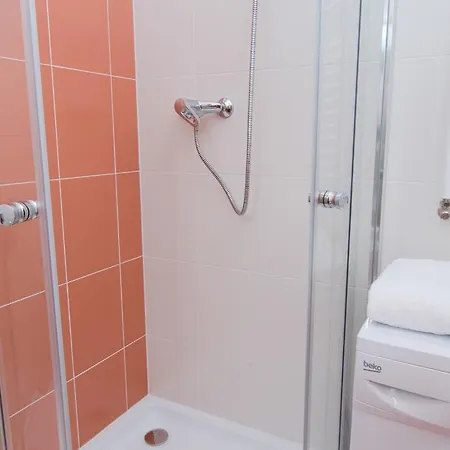 Eliska Tower Aparthotel 3*