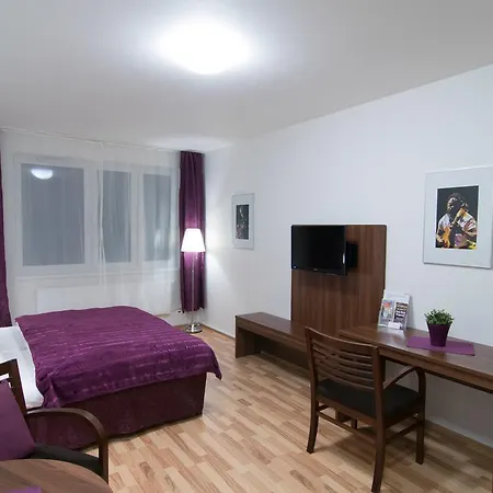 Eliska Tower 3* Praag