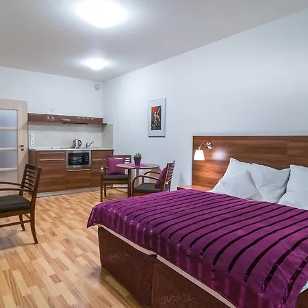 Eliska Tower Aparthotel Praag