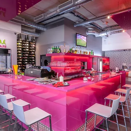 Aparthotel Eliska Tower Praga