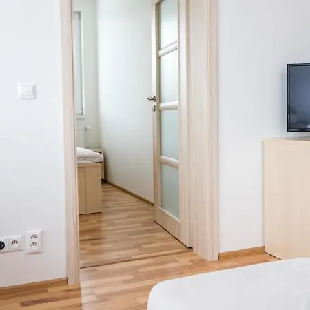 Apartahotel Eliska Tower